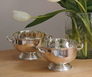 Élégante tasse à glace en laiton de luxe, idéale pour les maisons haut de gamme, les hôtels-boutiques et les décorations de table festives - Product Image 1