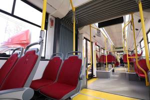 Tram électrique moderne haute capacité modèle T856 avec système de contrôle à transistors et conception confortable pour les passagers - Product Image 5