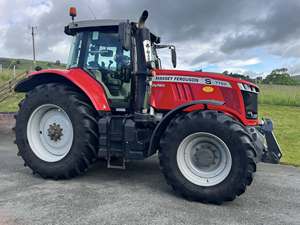 Tractor Agrícola Usado Massey Ferguson de 220HP con Cabina Cerrada, Neumáticos de Gran Tracción, Utilidad Agrícola - Product Image 6