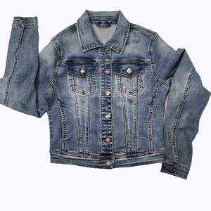 Veste en jean pour homme au look élégant, en coton, style streetwear - Product Image 1