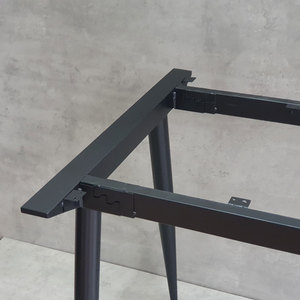 Table de style industriel 140x70cm avec structure en acier, système d'assemblage CONE, revêtement en poudre HCCO005 - Product Image 5