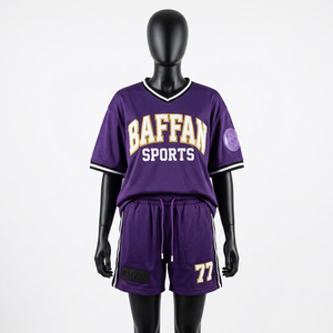 Conjunto Deportivo de Malla de Poliéster Transpirable Premium, Paneles con Rayas Moradas, Negras y Blancas, Sublimación Personalizada, Uniformes Deportivos para Mujer - Product Image 5