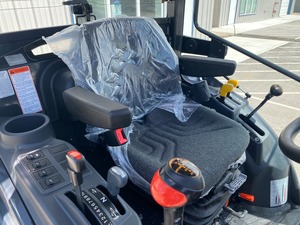 Fournisseur de matériel d'occasion de qualité supérieure K-I-O-T-I CX2510 avec cabine, FINANCEMENT DISPONIBLE - Product Image 3