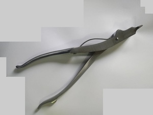 Source d'alimentation manuelle d'outil de retrait d'épandeur de fonte à trois broches d'acier inoxydable de 9 pouces - Product Image 4