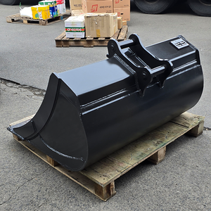 บุ้งกี๋เกรดดิ้งงานหนัก แบบกว้าง ฐานแบน สำหรับงานขุดและปรับระดับที่เรียบเนียน - Product Image 3