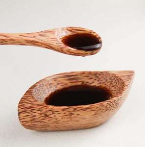 Nouveau design de bol à salade et à nourriture en bois massif de taille moyenne bol en bois fait à la main en forme de feuille pour la vente à chaud - Product Image 6