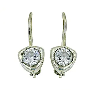 Boucles d'oreilles pendantes en argent 925 avec zircone cubique, design tendance pour les cadeaux de femmes - Product Image 1