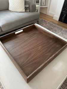 Bandeja Rectangular de Madera con Asa para Mesa de Comedor para Decoración y Organización Elegante Organizador de Comedor - Product Image 4