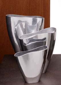 Vase à fleurs unique en métal fait à la main en aluminium Design personnalisé Vase décoratif de table Exportateur en gros Décoration intérieure moderne - Product Image 2