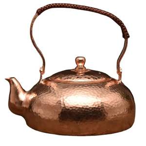 Hervidor de cobre de estilo indio auténtico para hervir té con mano de obra artesanal y compatibilidad estética rústica para el hogar - Product Image 2