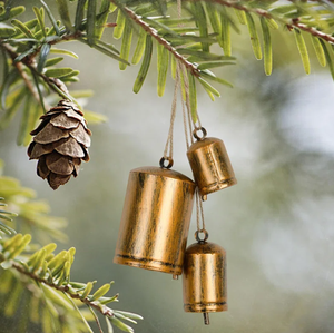 AK Laiton Unique Métal Cloches De Noël Rustique Fini Ensemble De 3 Avec Corde Cloches Standard Pour Article De Décoration De Noël - Product Image 2