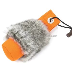 Dummy d'entraînement professionnel pour chiens en fourrure de lapin réaliste, imperméable et durable pour la chasse et le dressage des retrievers - Product Image 1