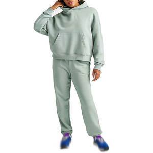 Conjunto deportivo transpirable para mujer, ropa deportiva personalizada para gimnasio, fitness y viajes. - Product Image 6