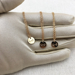 Collana con Ciondolo a Forma di Seno per la Consapevolezza sul Cancro al Seno e l'Allattamento, Trendy Geometrica a Forma di Numero in Acciaio Inossidabile Dorato per Feste - Product Image 2