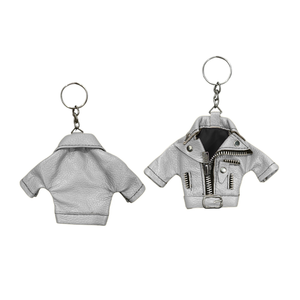 Precio al por mayor chaquetas de jinete de cuero profesional en miniatura llaveros ecológicos bolso de moda duradero accesorio colores personalizados - Product Image 4