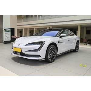 YANGWANG U7 (2025) Auto Eléctrico de Lujo, Motor Turbo, Tracción en las Cuatro Ruedas, Control de Crucero Adaptativo, R20, Cuero, Caja de Cambios Automática, Alto Rendimiento Económico, Nuevo - Product Image 5