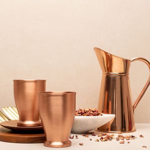 Nueva jarra de cobre de gran tamaño para servir agua con artesanía tradicional y acabado de pátina único - Product Image 6