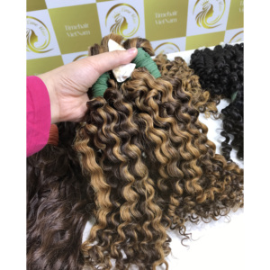 Extensions de Cheveux Humains Bruts Remy Bouclés en vrac Cuticule Alignée Vietnamienne Grand Stock - Product Image 5