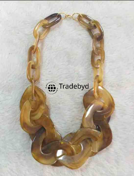 Available in different colore