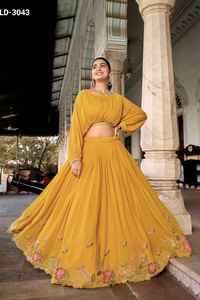 Nuevo Diseño de Georgette con Lentejuelas, Blusa con Ribete de Encaje y Bordado con Hilo, Lehenga - Product Image 3