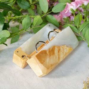 กล่องแหวนเครื่องประดับทำจากเรซินสำหรับงานแต่งงานงานหมั้นทำด้วยมือทำจากไม้และเรซิ่นสองช่องสำหรับงานแต่งงาน - Product Image 4