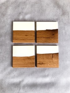 Posavasos de madera de resina epoxi cuadrados hechos a mano 4 juegos - Product Image 3