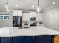 NV347 Appartement d'ingénierie résidentielle abordable et esthétique Dalle d'îlot de cuisine en pierre de quartz artificiel blanc pur