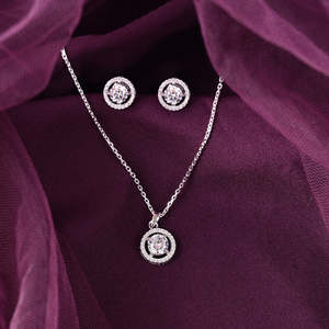 Conjunto de Anillo Solitario de Platino con Diamantes y Halo de Plata, Joyería Moderna con Diseño de Estrella para Bodas, Fiestas, Aniversarios, Idea de Regalo de Compromiso - Product Image 1