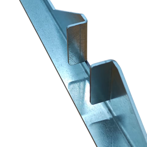 ชิ้นส่วนโลหะแผ่นเหล็กชุบสังกะสีแบบกำหนดเองสำหรับติดตั้งพร้อมบริการตัดดัดปั๊มประกอบ OEM - Product Image 1