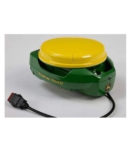 Récepteur Starfire 7000 de qualité supérieure John Deere avec une précision de 2,5 centimètres et une utilisation à 100 % de la constellation satellite. - Product Image 1