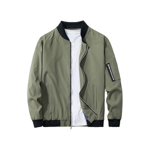 Blouson aviateur d'hiver de baseball imperméable pour hommes, coupe-vent et en satin de conception OEM avec logo personnalisé - Product Image 3