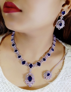 Gargantilla de piedra AD de moda Conjunto de collar de tendencia Mejor conjunto de joyería india de boda para compromiso de boda y Aniversario - Product Image 5