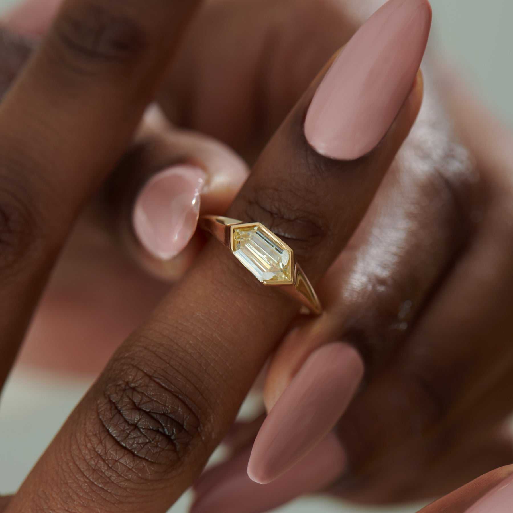 10K สีเหลืองทอง