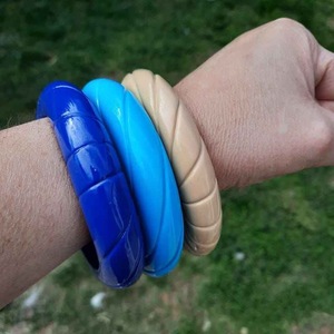 Bracelets et joncs en résine pour femmes, nouvelle collection, bijoux de style ange pour les fêtes et les mariages, haute qualité - Product Image 3