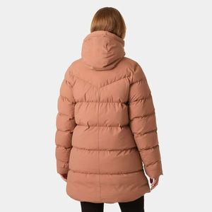 Adore Premium Cedarwood Parka hinchada para mujer Chaqueta de invierno de punto personalizada con Capucha ajustable y edredón acolchado Estilo de burbuja - Product Image 2