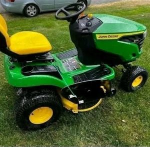 Venta caliente John Deere X354 Cortacésped Venta al por mayor Mejor calidad Precio de fábrica Tractor de jardín para uso doméstico y comercial. - Product Image 3