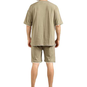 Camiseta de satén de verano para hombre, conjunto de pantalones cortos, recién llegado, transpirable, de secado rápido, para clima caluroso, ropa informal cómoda, patrón sólido - Product Image 2