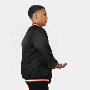 Chaqueta universitaria de satén de poliéster 100% personalizada para hombre diseño impermeable de chenilla de béisbol bordado - Product Image 4