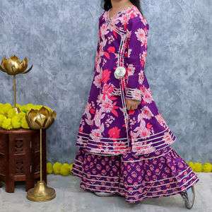 Ensemble de créateurs pour filles violet Salwar Kameez confortable en coton mélangé, extensible, séchage rapide, vêtements de fête pour enfants - Product Image 1
