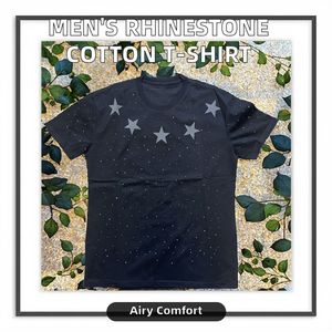 Camiseta holgada de algodón 100% para hombre, camiseta de verano de manga corta con cuello estampado de diamantes de imitación de talla grande, estilo informal, punto de 180 gramos - Product Image 3