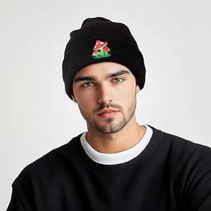 Gorros de Invierno Unisex de Alta Calidad, 100% Acrílico, Secado Rápido, Transpirables, Diseño Personalizado, Tejidos a Mano, Hechos en Pakistán, Venta al Por Mayor - Product Image 3