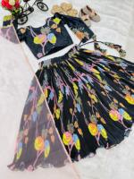 Nouveau 2025 enfants portent doux Chinon soie Multi fil et broderie et impression numérique travail Lehenga Choli avec Dupatta en ligne Inde