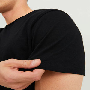 Diseño de logotipo personalizado Calidad de lujo Ajuste regular 100% Material de algodón Hecho Puff Impreso Camiseta - Product Image 4