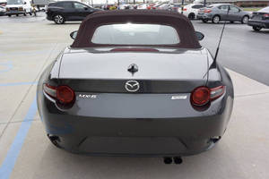 Auto Usado de Calidad a Precio Accesible, Ma-z-da MX-5 2018, Volante a la Izquierda - Product Image 3