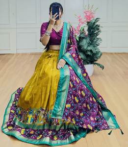Lanzamiento de Lehenga Choli Fabric Tussar Silk con Kalamkari Work con borde de encaje Gota Patti - Product Image 1