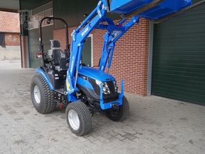 2025 SOLIS 26 Walking Tractor 4WD Gear <b>Drive</b> 40 HP - Product Image 3