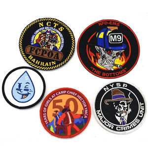 Insignias Bordadas Personalizadas Nuevas, Insignias de Diseño Personalizado, Tela de Sarga, Bordado a Mano, Parches Tejidos de Moda con Logotipo - Product Image 6