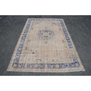 Alfombra de 7.7x11.5 pies, Alfombra Turca Vintage, Alfombra Sólida Azul y Blanca - Product Image 1