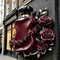 Bouteille de parfum géante sur mesure pour présentation cosmétique, grande sculpture en fibre de verre pour magasin et décoration événementielle