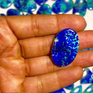Prix de gros de pierres précieuses d'azurite de qualité AAA Cabochons d'azurite naturelle faits à la main et polis à la main - Product Image 2